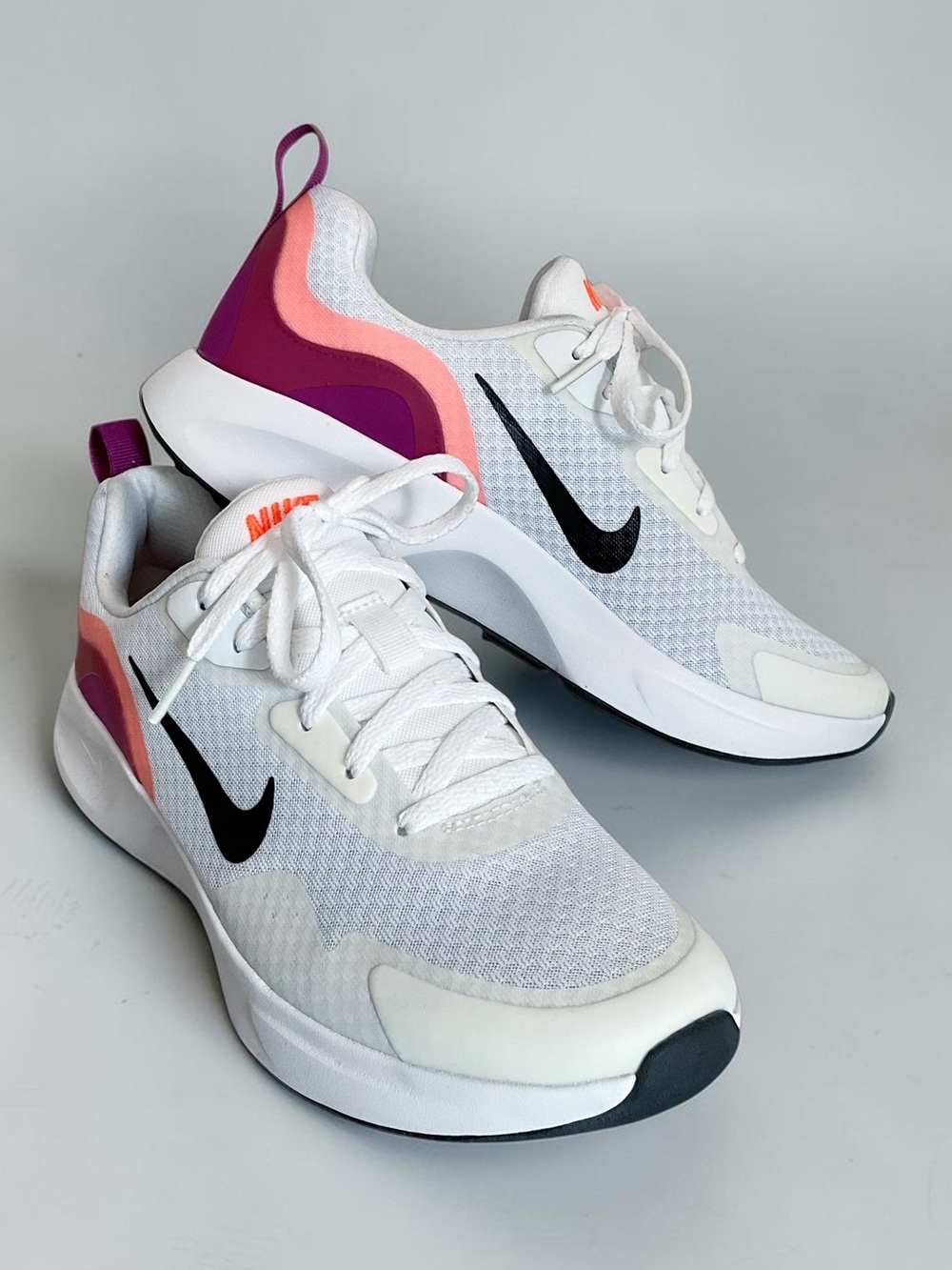 Nike Crimson Cactus Flower Wearallday Sneaker, Size 8